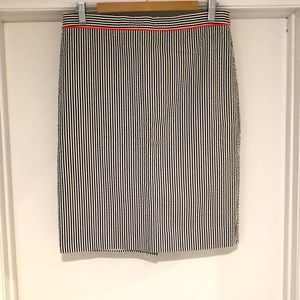 J. CREW, SZ 8, PENCIL SKIRT, SEERSUCKER, NAVY/WHITE STRIPE, COTTON